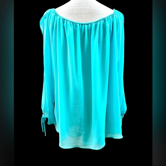 BCBG Maxazaria sz XL Turqoise chiffon blouse slit open sleeves elastic cuffs - Picture 3 of 7